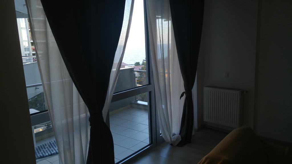 Sara Sea View Olimp Apartment Bagian luar foto