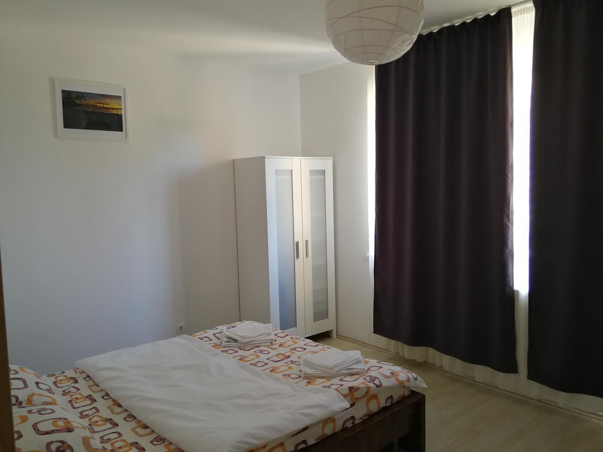 Sara Sea View Olimp Apartment Bagian luar foto